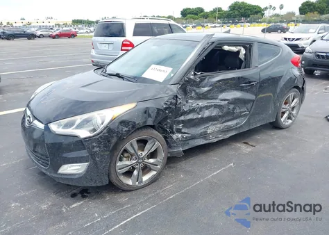 2016 Hyundai Veloster z USA, uszkodzony, nr VIN KMHTC6AD7GU256577